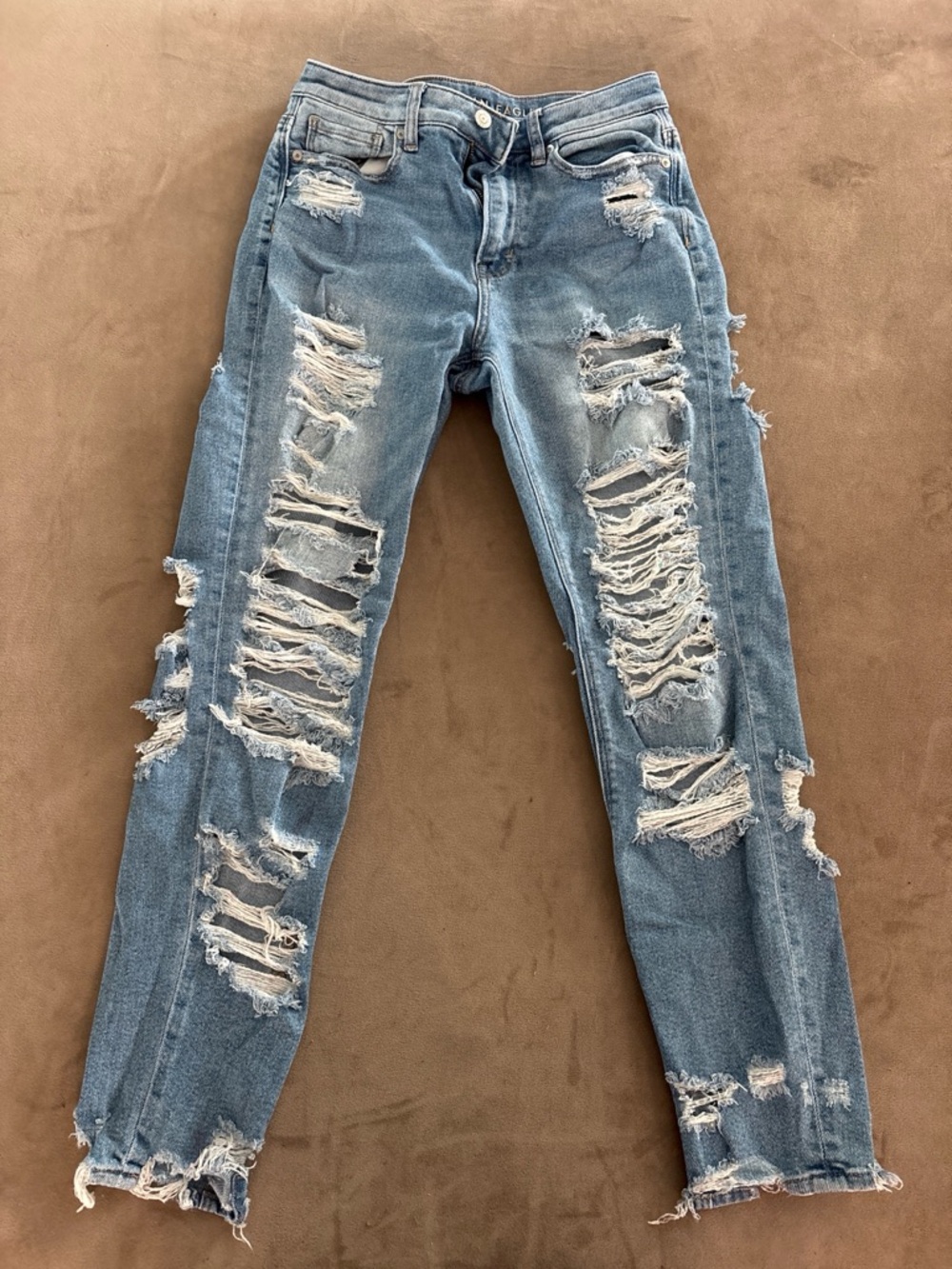 American Eagle Outfitters Light Blue High-Rise Distressed Jeans